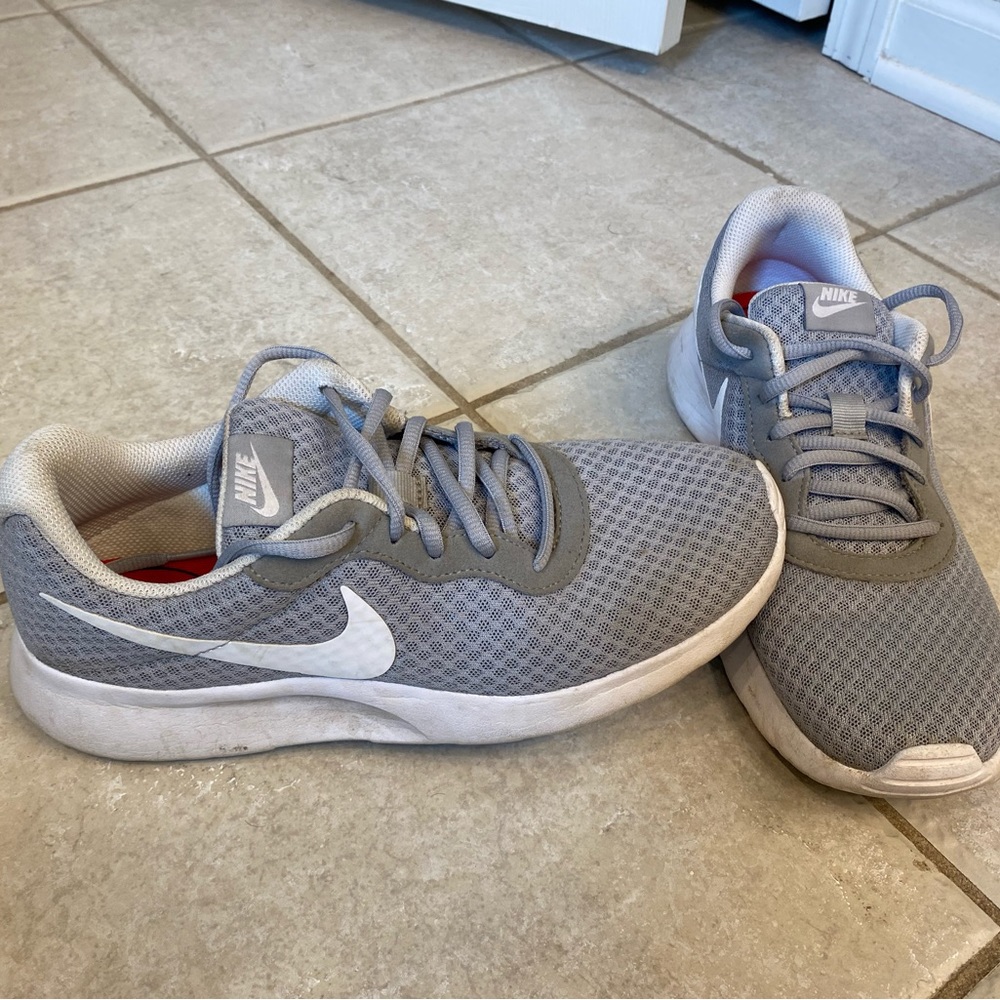 Nike Tanjun - image 2